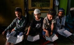 canva-children-reading-the-quran-in-a-mosque-MAGPLZYvKWg-240x145