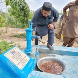 Water handpump